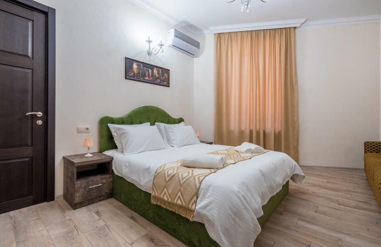 Golden Light Hotel Tbilisi Eksteriør billede