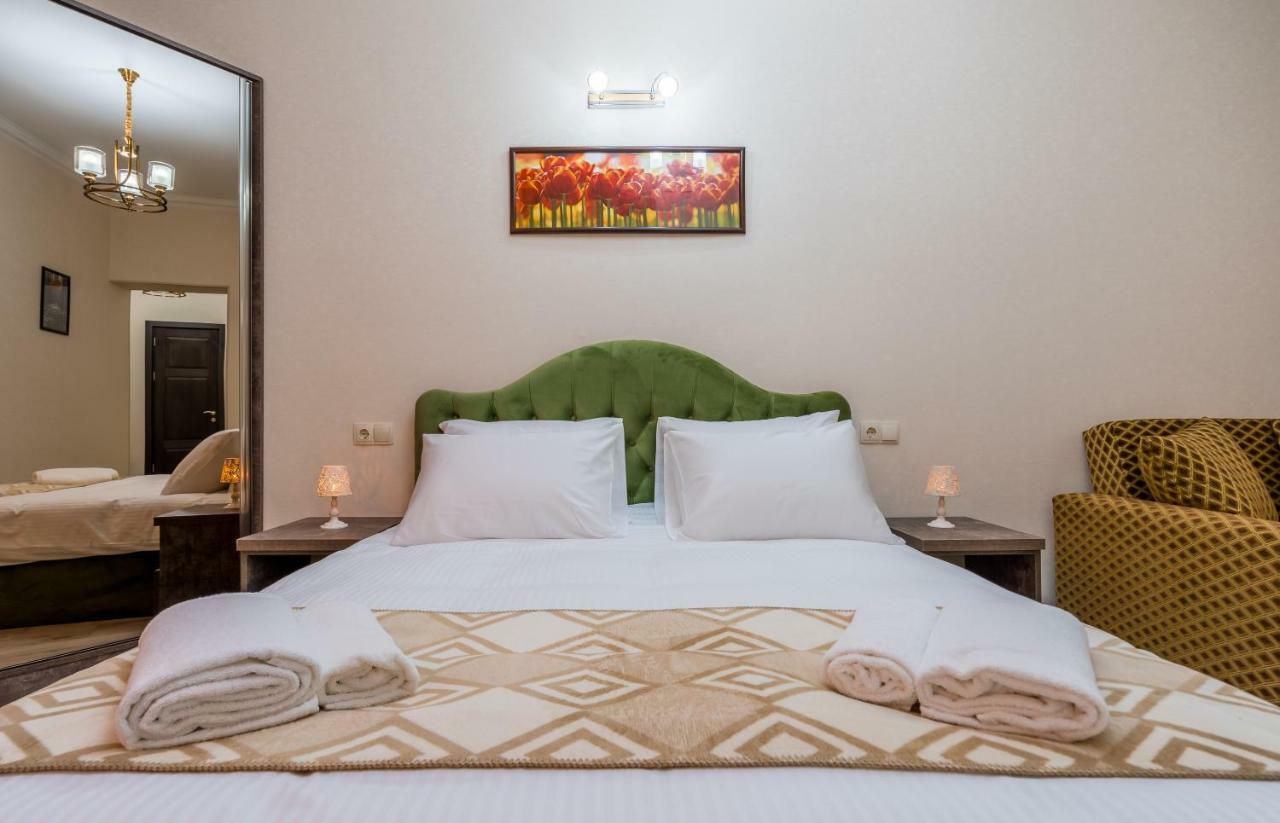 Golden Light Hotel Tbilisi Eksteriør billede