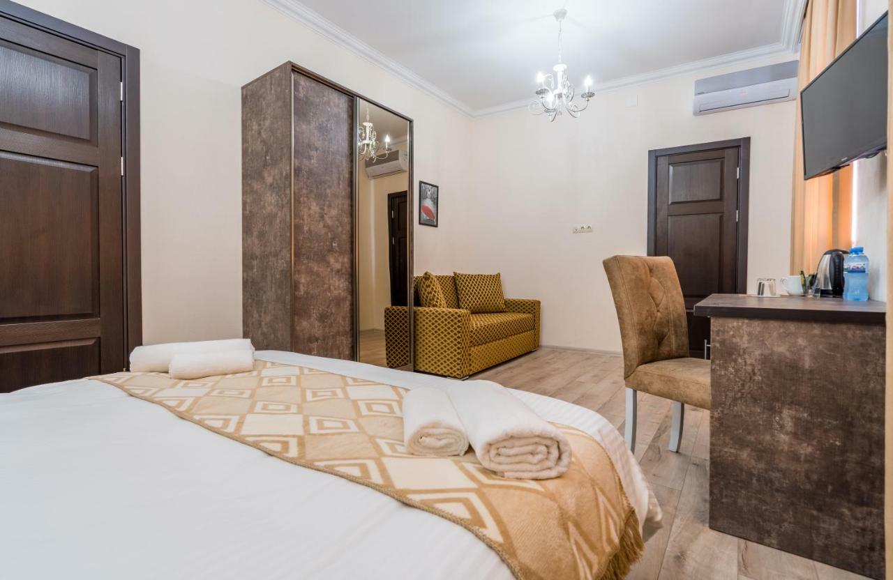 Golden Light Hotel Tbilisi Eksteriør billede