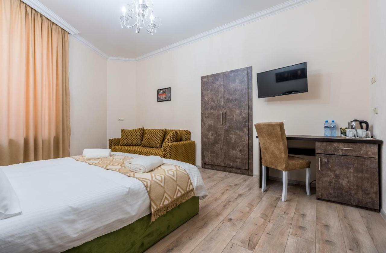 Golden Light Hotel Tbilisi Eksteriør billede