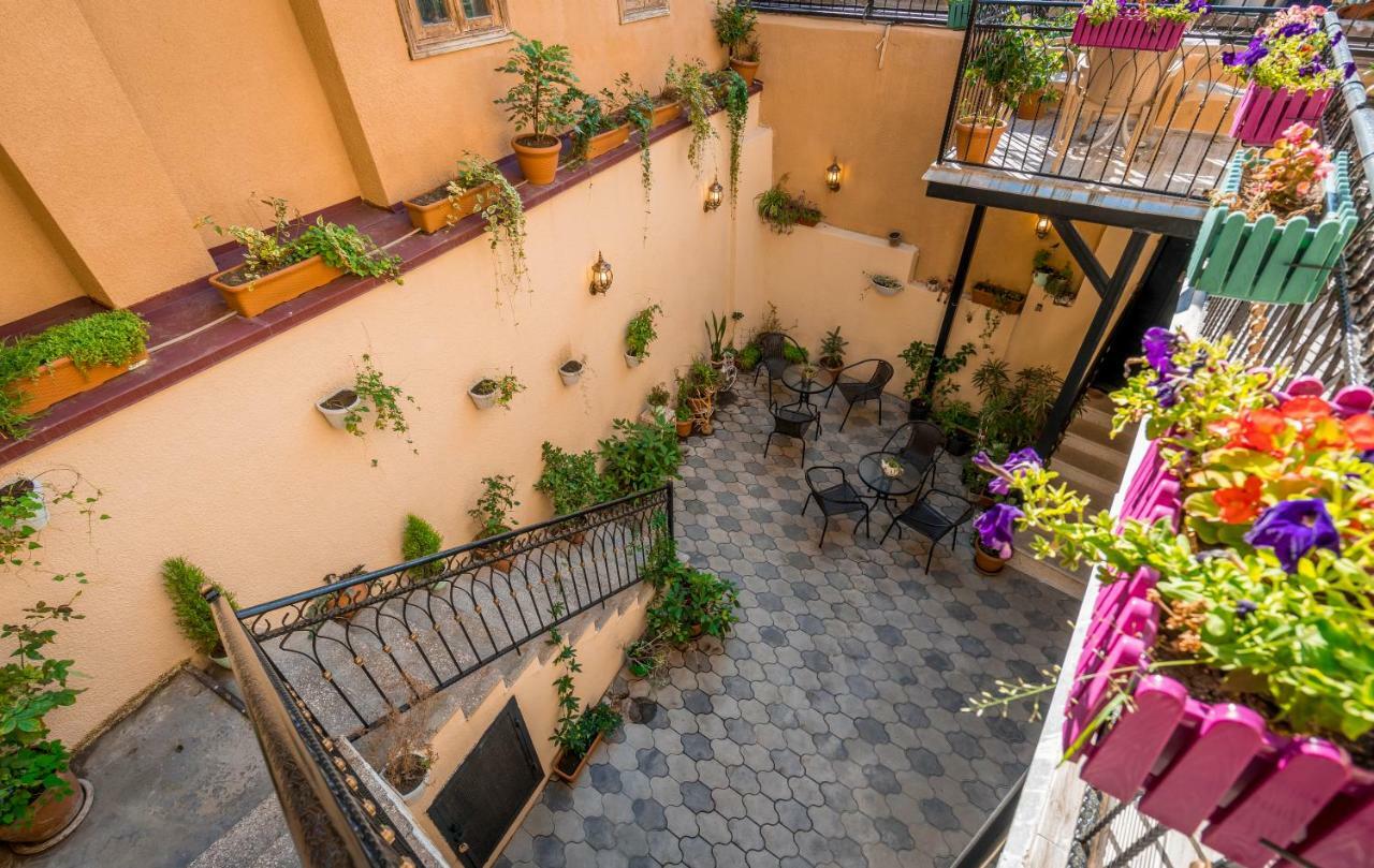 Golden Light Hotel Tbilisi Eksteriør billede